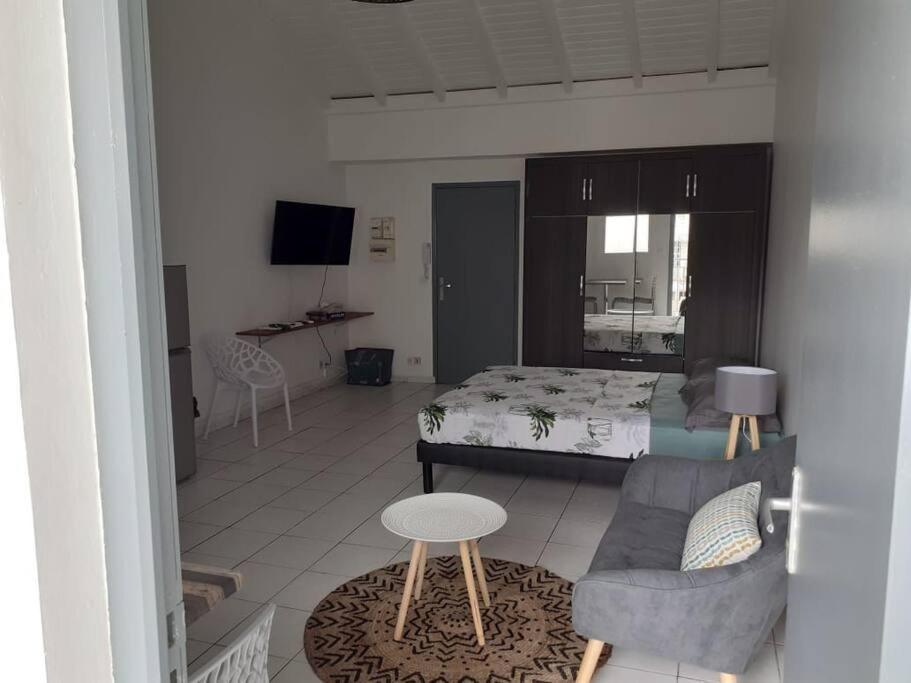 Ferienwohnung Sejour D'Affaires Ou De Loisirs A Pointe A Pitre Exterior foto